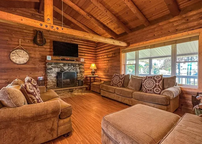 Elkhorn 3 Bedroom 2 Bathroom Log Cabin Sleeps 8 - Lincoln Log Cabin